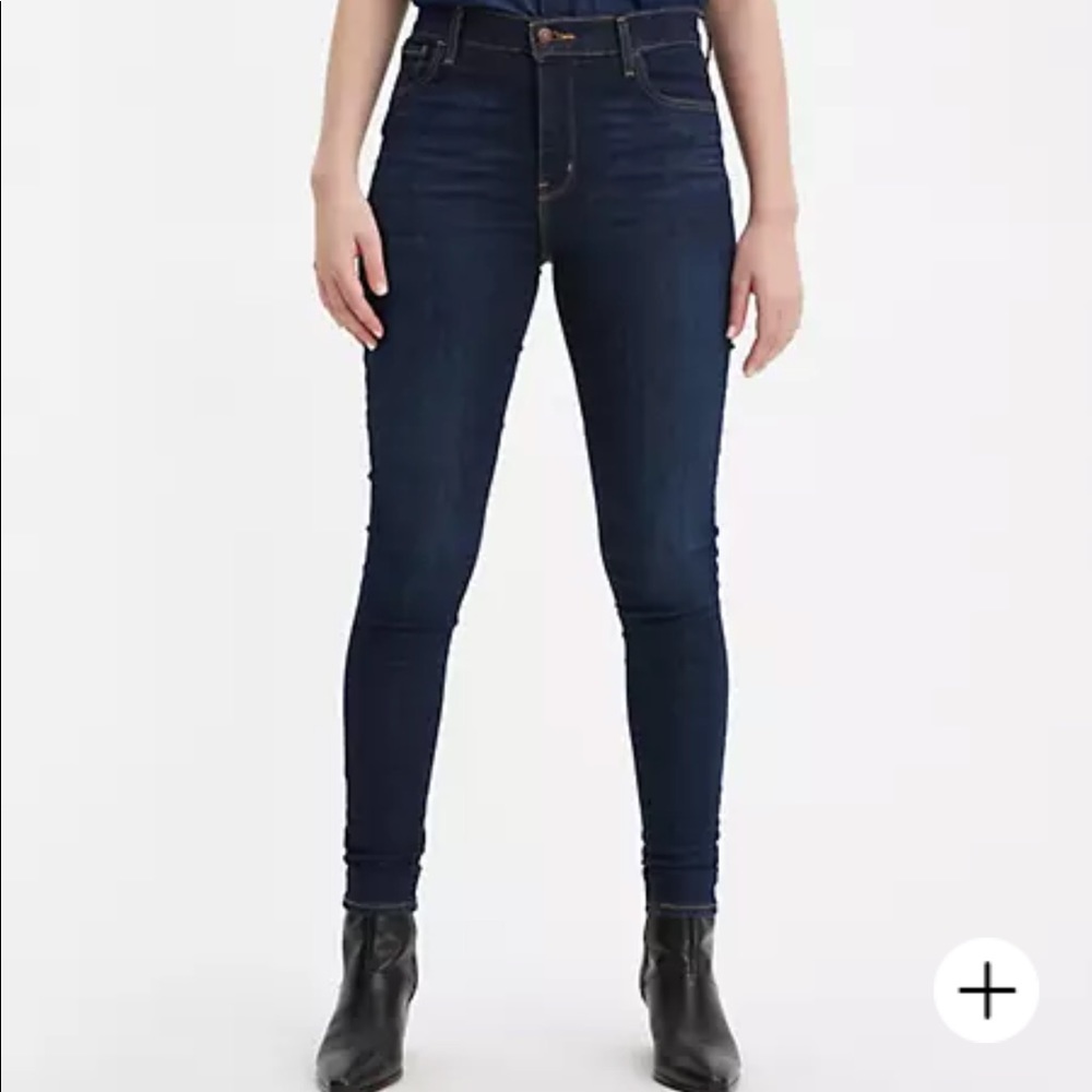 Levi’s NEW  jeans super skinny  size 25 stretch
